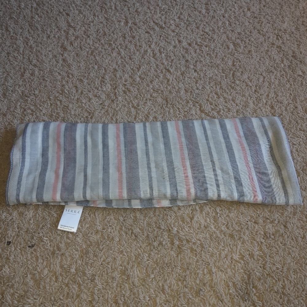 NWOT Infinity scarf - Picture 2 of 3